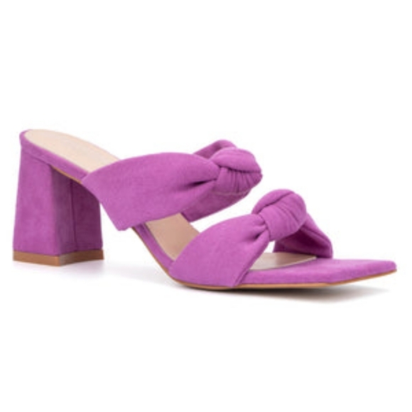 Torgeis Women's Flamingo Faux Suede Heeled Sandals - Picture 1 of 13